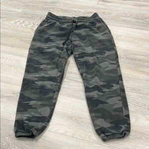 Women’s Camouflage Jogger sweatpants